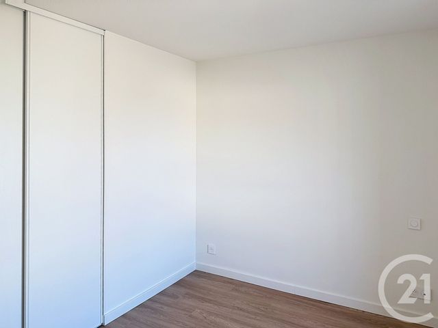 Appartement T3 &agrave; louer - 3 pi&egrave;ces - 43 m2 - Sixt Sur Aff - 35 - BRETAGNE