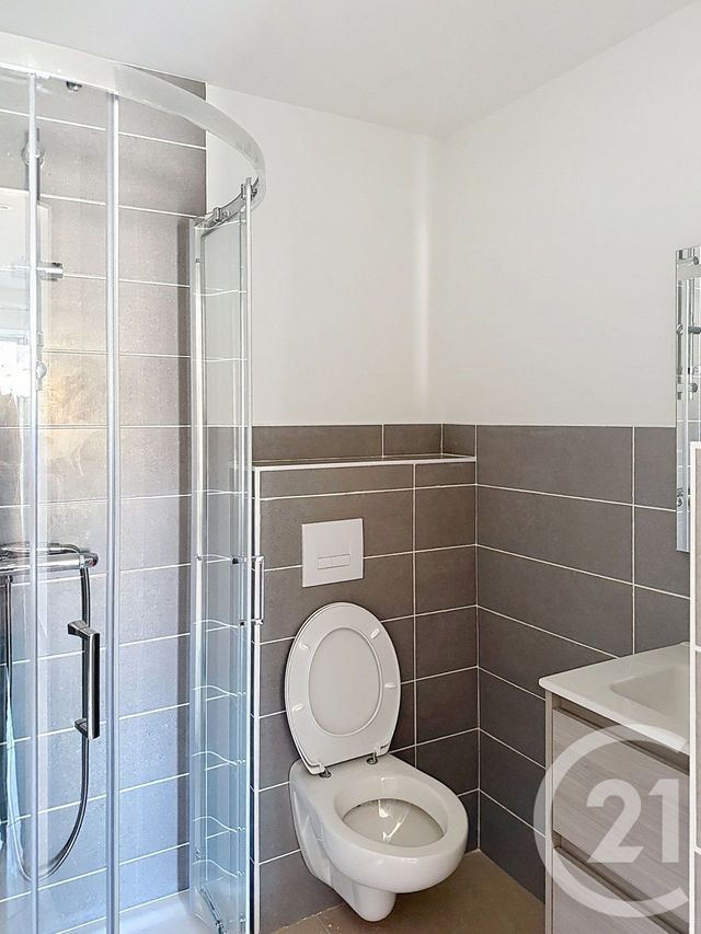 Appartement T3 &agrave; louer - 3 pi&egrave;ces - 43 m2 - Sixt Sur Aff - 35 - BRETAGNE