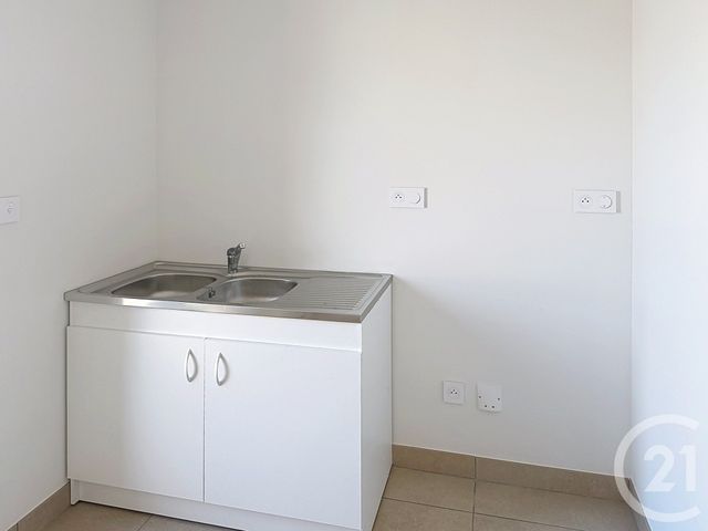 Appartement T3 &agrave; louer - 3 pi&egrave;ces - 43 m2 - Sixt Sur Aff - 35 - BRETAGNE