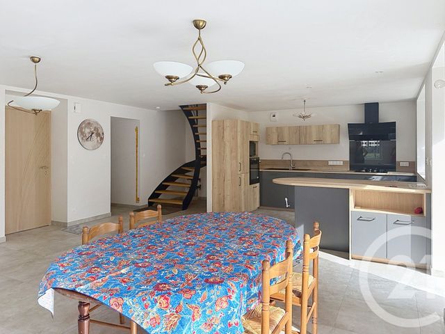 Maison &agrave; louer - 4 pi&egrave;ces - 107,85 m2 - Ste Marie - 35 - BRETAGNE