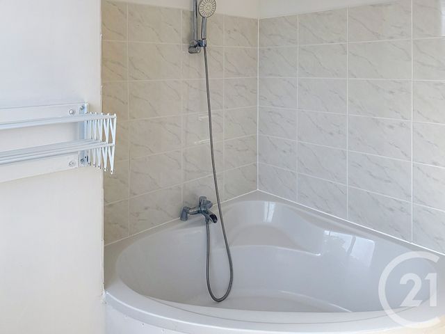Maison &agrave; louer - 4 pi&egrave;ces - 82,10 m2 - Redon - 35 - BRETAGNE