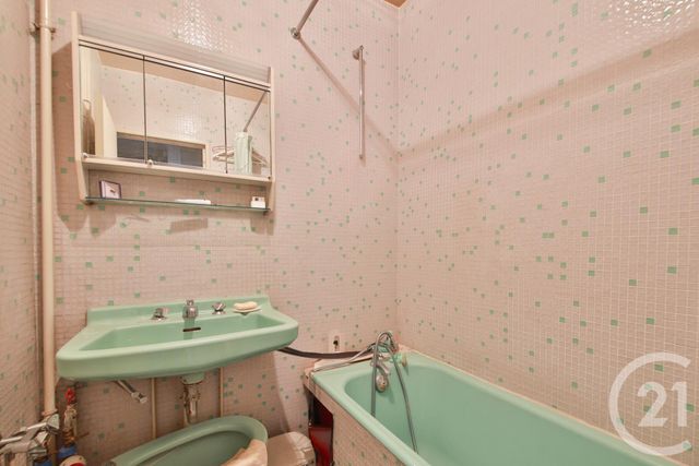 Appartement F4 &agrave; vendre - 4 pi&egrave;ces - 65 m2 - Paris - 75013 - ILE-DE-FRANCE