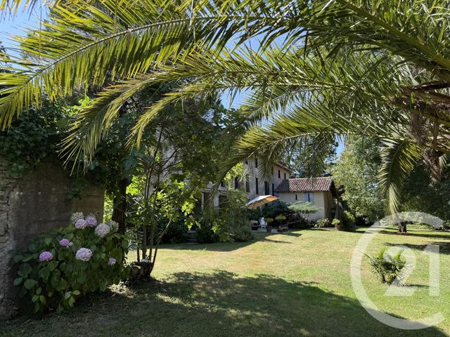 Maison &agrave; vendre - 20 pi&egrave;ces - 660 m2 - Urt - 64 - AQUITAINE