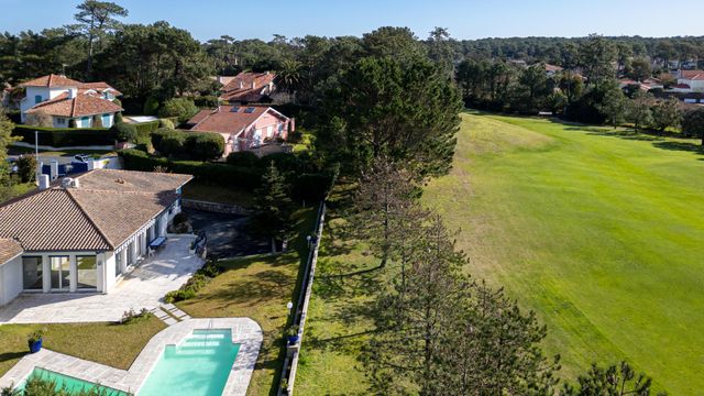 Maison &agrave; vendre - 10 pi&egrave;ces - 213,26 m2 - Anglet - 64 - AQUITAINE