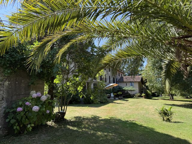 Maison &agrave; vendre - 20 pi&egrave;ces - 660 m2 - Urt - 64 - AQUITAINE