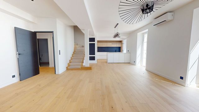 Maison 6 pièces 241 m² · à Arbonne · 240,5 m² · 990 000 €