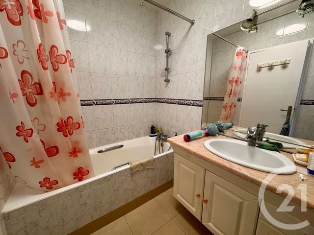 Appartement F4 à vendre - 4 pièces - 85,17 m2 - Paris - 75019 - ILE-DE-FRANCE