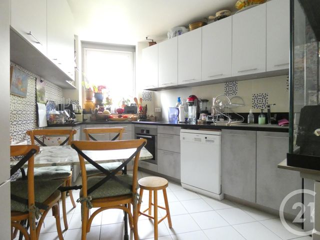 Appartement F4 à vendre - 4 pièces - 87,47 m2 - Paris - 75019 - ILE-DE-FRANCE