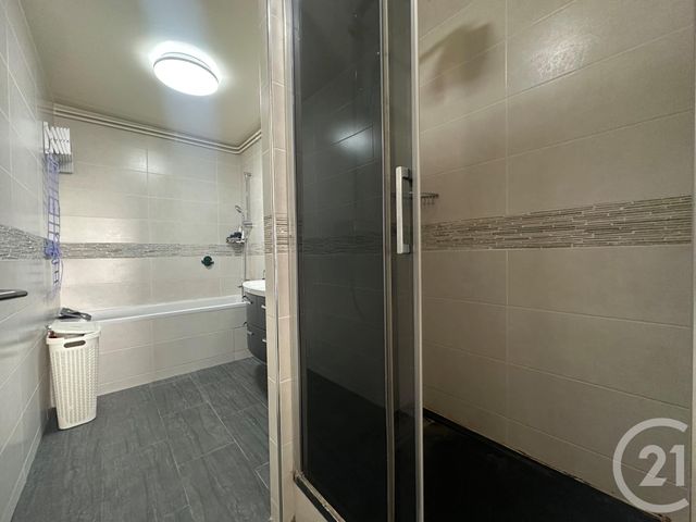 Appartement F5 à vendre - 5 pièces - 105,49 m2 - Paris - 75019 - ILE-DE-FRANCE