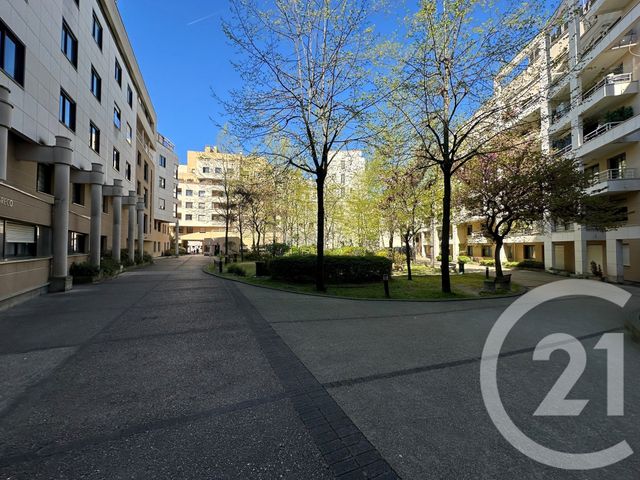 Appartement F3 &agrave; vendre - 3 pi&egrave;ces - 64,85 m2 - Paris - 75019 - ILE-DE-FRANCE