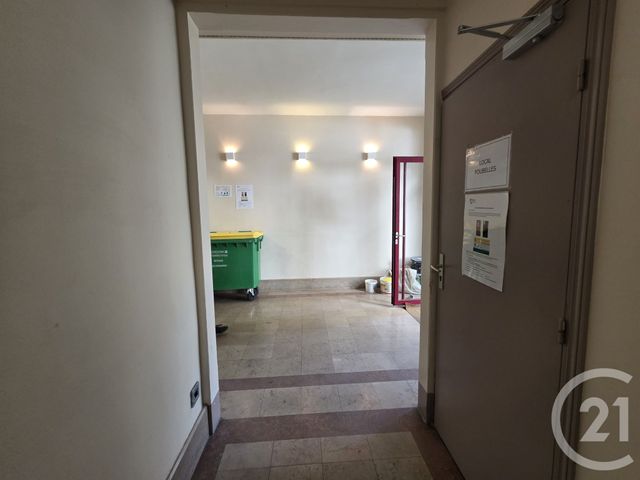 Appartement F2 &agrave; louer - 2 pi&egrave;ces - 31,73 m2 - Paris - 75019 - ILE-DE-FRANCE