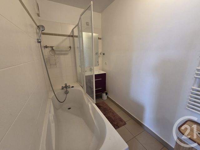 Appartement F3 &agrave; louer - 3 pi&egrave;ces - 73,69 m2 - Paris - 75019 - ILE-DE-FRANCE