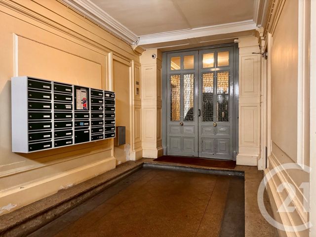 Appartement F2 &agrave; vendre - 2 pi&egrave;ces - 28,97 m2 - Paris - 75018 - ILE-DE-FRANCE