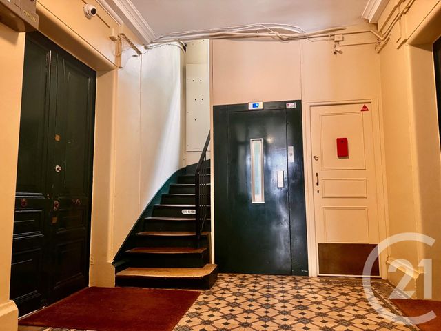 Appartement F2 &agrave; vendre - 2 pi&egrave;ces - 28,97 m2 - Paris - 75018 - ILE-DE-FRANCE