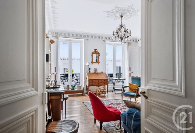 Appartement F7 &agrave; vendre - 7 pi&egrave;ces - 132,08 m2 - Paris - 75010 - ILE-DE-FRANCE