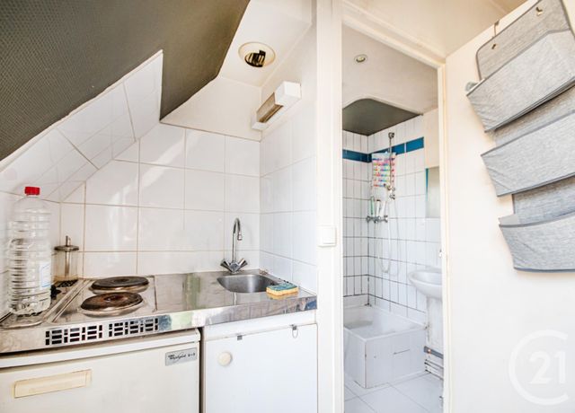 Appartement F1 &agrave; vendre - 1 pi&egrave;ce - 12,90 m2 - Paris - 75010 - ILE-DE-FRANCE