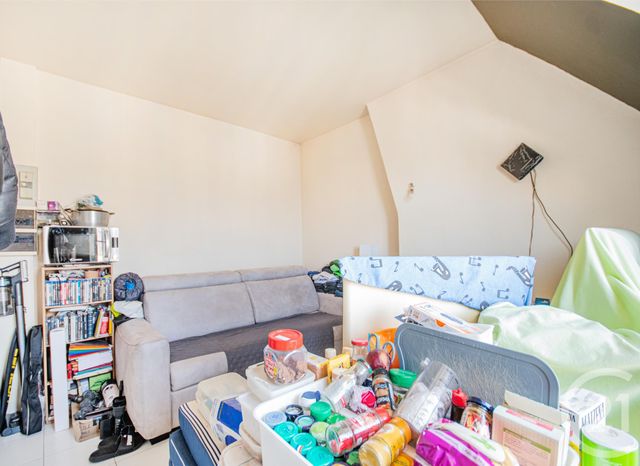 Appartement F1 &agrave; vendre - 1 pi&egrave;ce - 12,90 m2 - Paris - 75010 - ILE-DE-FRANCE