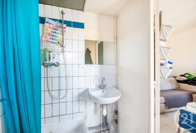 Appartement F1 &agrave; vendre - 1 pi&egrave;ce - 12,90 m2 - Paris - 75010 - ILE-DE-FRANCE