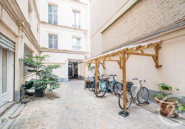 Chambre à vendre - 1 pièce - 4,70 m2 - Paris - 75010 - ILE-DE-FRANCE