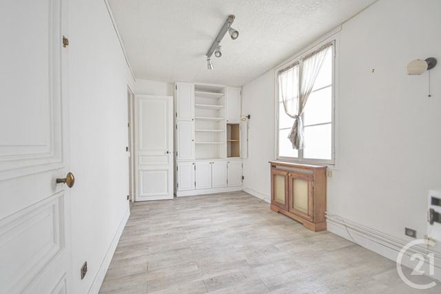 Appartement F4 à vendre - 4 pièces - 73,28 m2 - Paris - 75010 - ILE-DE-FRANCE