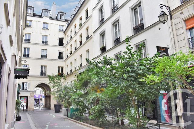 Appartement F4 à vendre - 4 pièces - 83,08 m2 - Paris - 75010 - ILE-DE-FRANCE