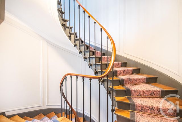 Appartement F6 &agrave; vendre - 6 pi&egrave;ces - 143,16 m2 - Paris - 75010 - ILE-DE-FRANCE