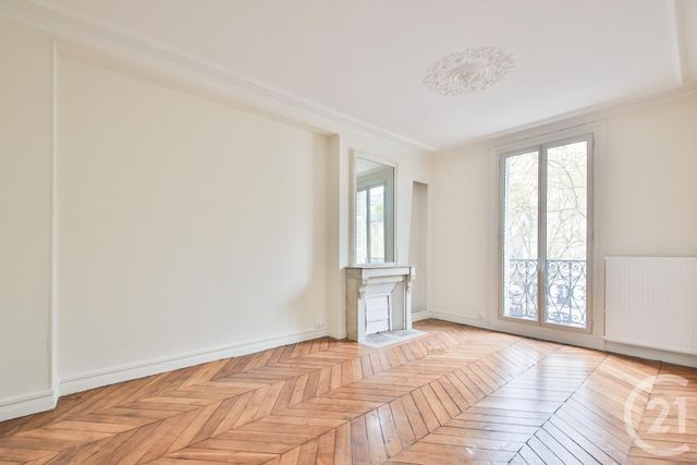 Appartement F2 &agrave; vendre - 2 pi&egrave;ces - 55,17 m2 - Paris - 75010 - ILE-DE-FRANCE