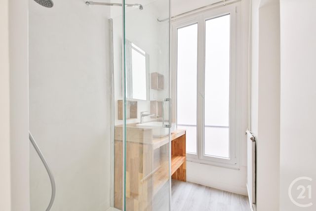 Appartement F2 &agrave; vendre - 2 pi&egrave;ces - 55,17 m2 - Paris - 75010 - ILE-DE-FRANCE