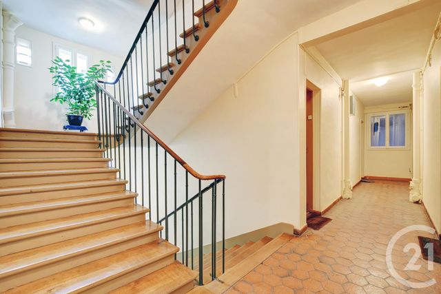 Appartement F2 &agrave; vendre - 2 pi&egrave;ces - 39 m2 - Paris - 75010 - ILE-DE-FRANCE