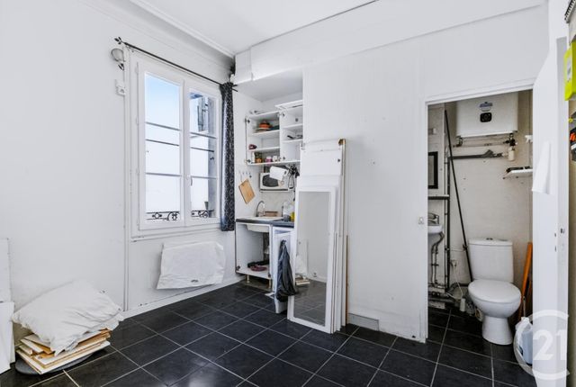 Appartement F1 &agrave; vendre - 1 pi&egrave;ce - 10,75 m2 - Paris - 75010 - ILE-DE-FRANCE