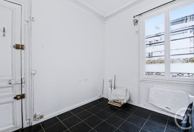 Appartement F1 &agrave; vendre - 1 pi&egrave;ce - 10,75 m2 - Paris - 75010 - ILE-DE-FRANCE