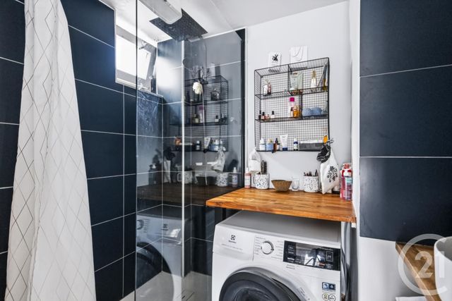 Appartement Duplex &agrave; vendre - 3 pi&egrave;ces - 52,52 m2 - Paris - 75010 - ILE-DE-FRANCE