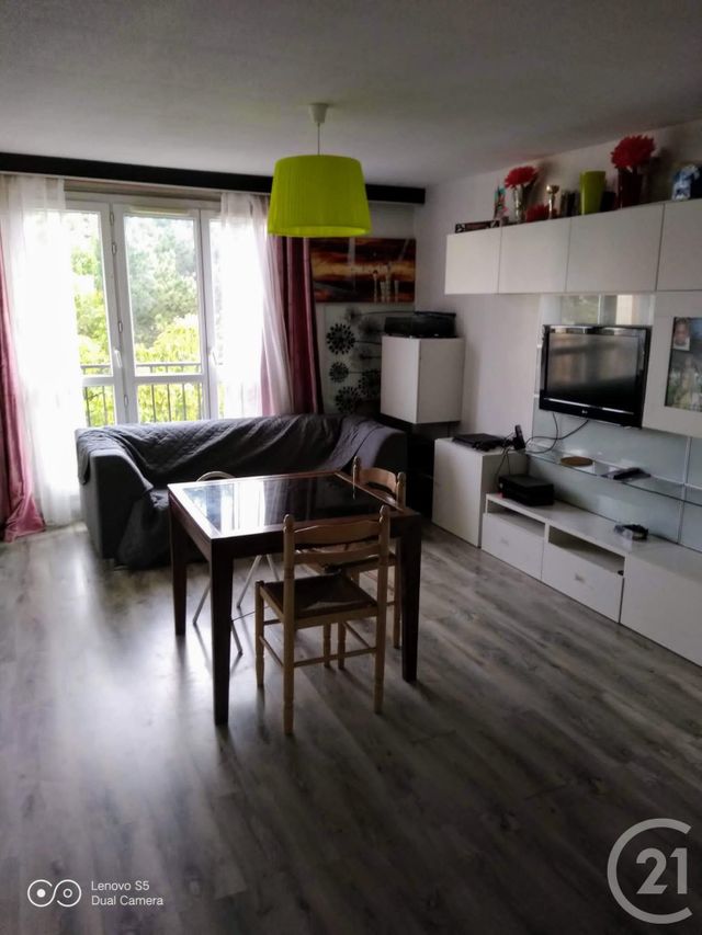 Appartement F4 à vendre - 4 pièces - 74 m2 - Brou Sur Chantereine - 77 - ILE-DE-FRANCE
