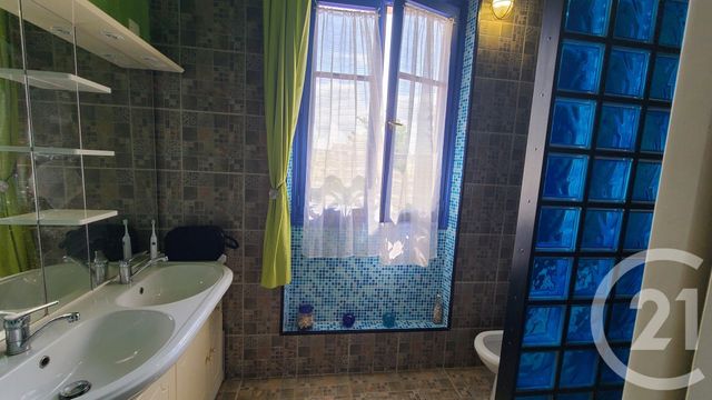 Maison à vendre - 6 pièces - 95,77 m2 - Vaires Sur Marne - 77 - ILE-DE-FRANCE