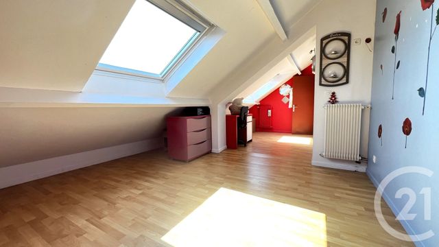 Maison à vendre - 8 pièces - 166 m2 - Chelles - 77 - ILE-DE-FRANCE