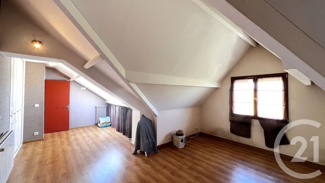 Maison à vendre - 8 pièces - 166 m2 - Chelles - 77 - ILE-DE-FRANCE