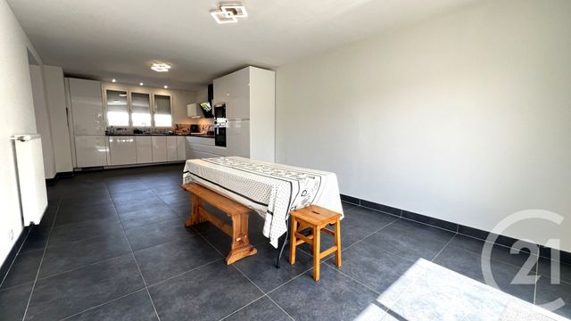 Maison à vendre - 8 pièces - 166 m2 - Chelles - 77 - ILE-DE-FRANCE