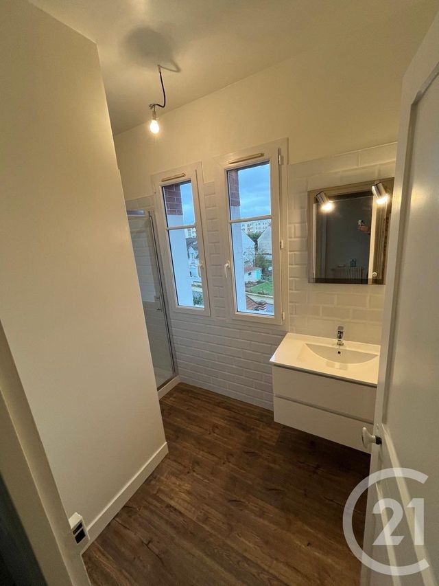 Maison &agrave; louer - 6 pi&egrave;ces - 110 m2 - Brou Sur Chantereine - 77 - ILE-DE-FRANCE