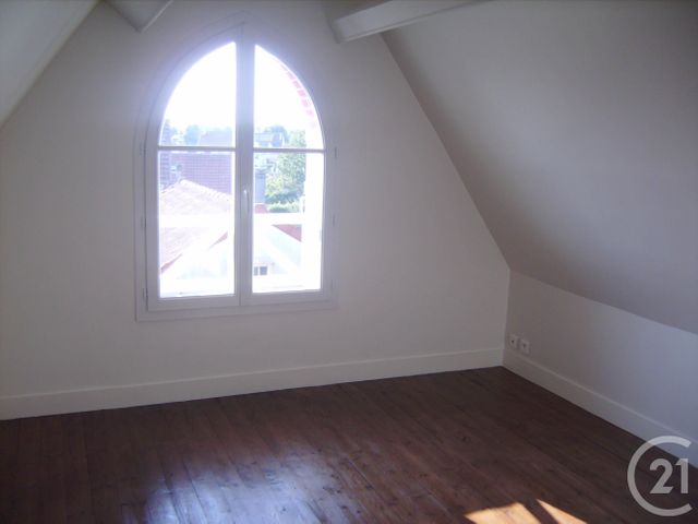 Maison &agrave; louer - 6 pi&egrave;ces - 110 m2 - Brou Sur Chantereine - 77 - ILE-DE-FRANCE