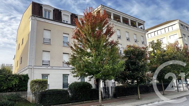 Appartement F4 à vendre - 4 pièces - 77,32 m2 - Bussy St Georges - 77 - ILE-DE-FRANCE