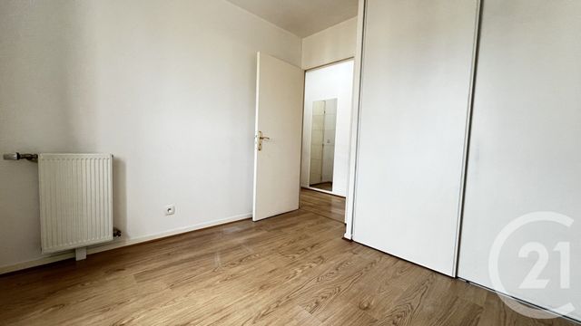 Appartement F4 à vendre - 4 pièces - 77,32 m2 - Bussy St Georges - 77 - ILE-DE-FRANCE
