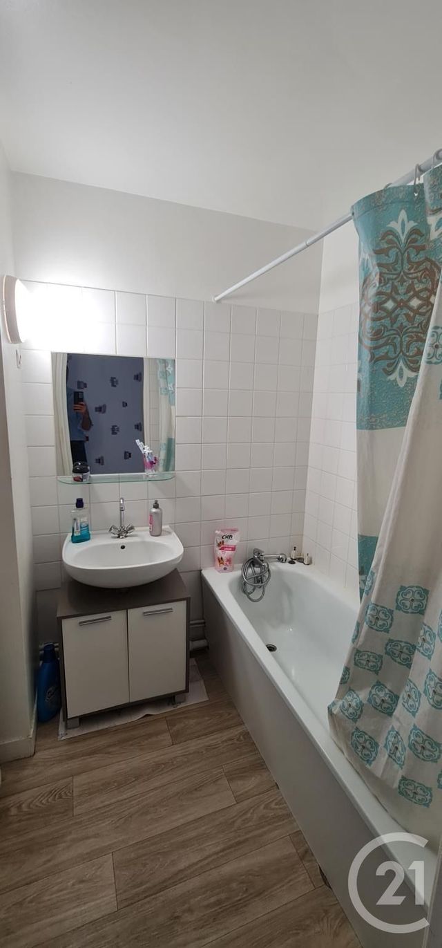 Appartement F2 à vendre - 2 pièces - 40,98 m2 - Montmorency - 95 - ILE-DE-FRANCE