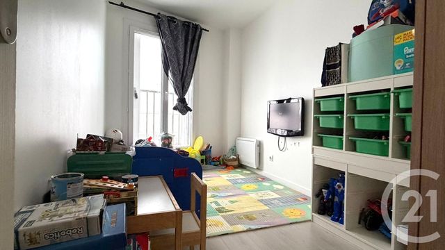 Appartement F4 &agrave; vendre - 4 pi&egrave;ces - 80,02 m2 - Torcy - 77 - ILE-DE-FRANCE