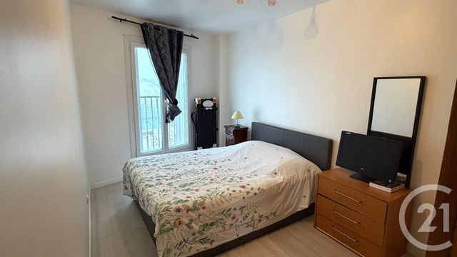 Appartement F4 &agrave; vendre - 4 pi&egrave;ces - 80,02 m2 - Torcy - 77 - ILE-DE-FRANCE