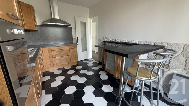 Appartement F3 &agrave; louer - 3 pi&egrave;ces - 63,79 m2 - Brou Sur Chantereine - 77 - ILE-DE-FRANCE