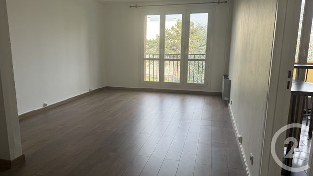 Appartement F3 &agrave; louer - 3 pi&egrave;ces - 63,79 m2 - Brou Sur Chantereine - 77 - ILE-DE-FRANCE