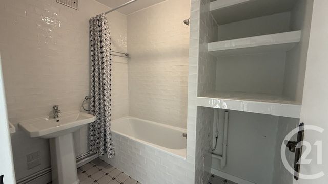 Appartement F3 &agrave; louer - 3 pi&egrave;ces - 63,79 m2 - Brou Sur Chantereine - 77 - ILE-DE-FRANCE