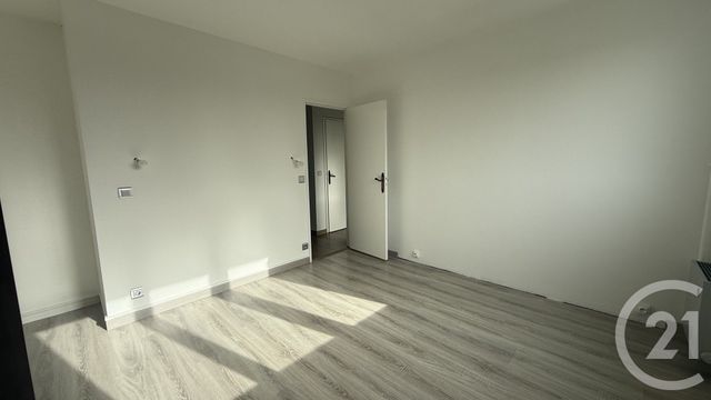 Appartement F3 &agrave; louer - 3 pi&egrave;ces - 63,79 m2 - Brou Sur Chantereine - 77 - ILE-DE-FRANCE