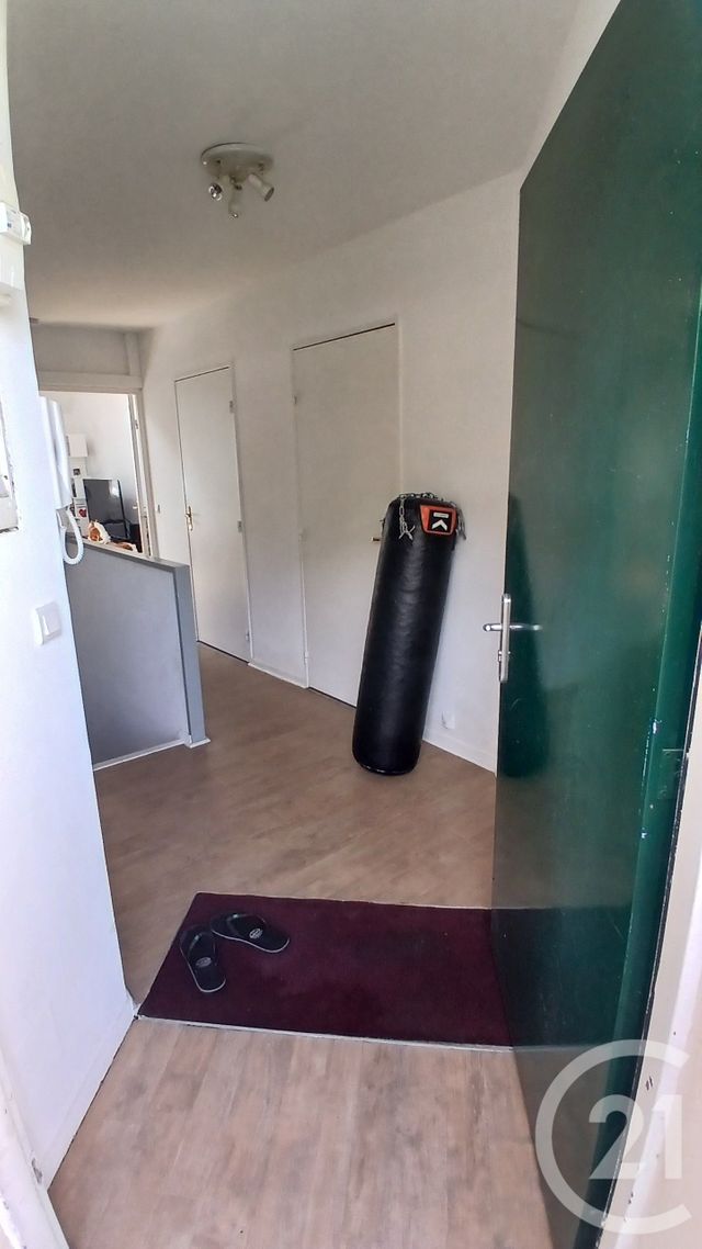 Appartement Duplex &agrave; louer - 4 pi&egrave;ces - 92,01 m2 - Meaux - 77 - ILE-DE-FRANCE