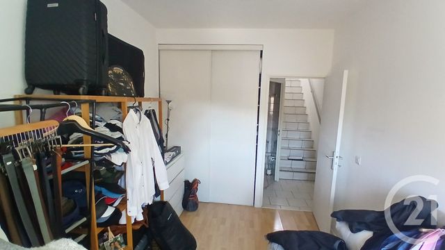 Appartement Duplex &agrave; louer - 4 pi&egrave;ces - 92,01 m2 - Meaux - 77 - ILE-DE-FRANCE